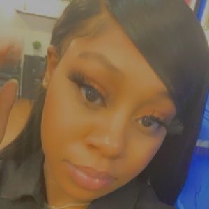 Meet your Posher, Destini